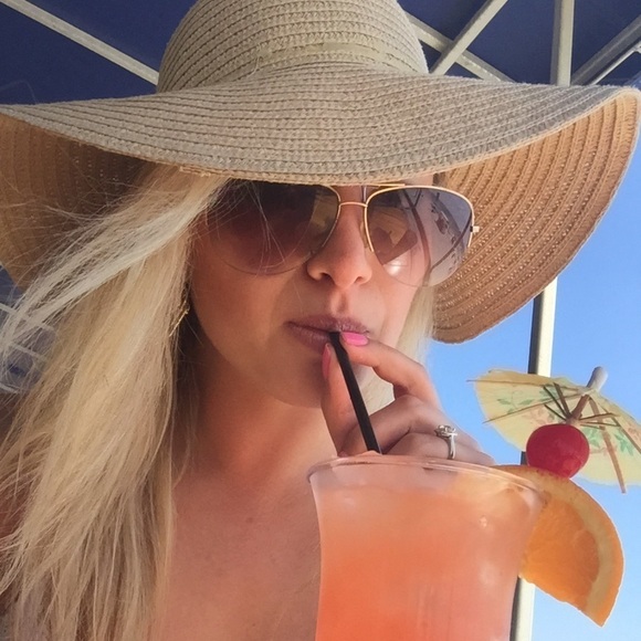 Going Live 5 min! 1:00 central, 2:00 EST *LIKE* to be notified for a LIVE show - Picture 7 of 8